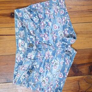 Bongo Light Blue Floral Jean Short Shorts Size 6